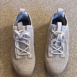 NEW Nike womens Nike Vapormax flyknit oatmeal 6.5